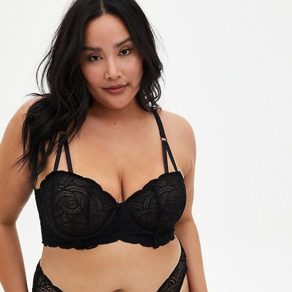 🎉2x HOST PICK🎉💕NEW TORRID SCROLL LACE UNDERWIRE BRA💕